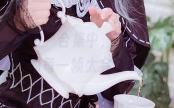 从“莫娜泳装”合集中，Sally Dorasnow的每一帧太会撩了吧？